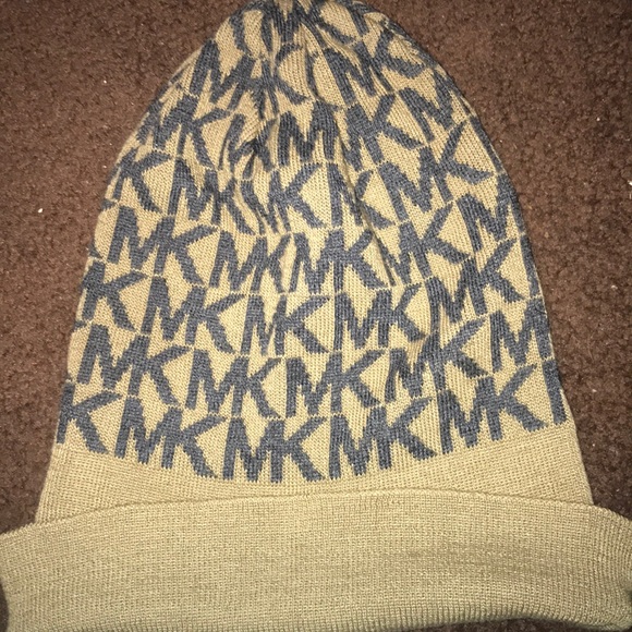 michael kors winter hat